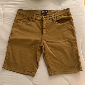 DU/ER No Sweat Short Relaxed Fit in Tobacco size 36,